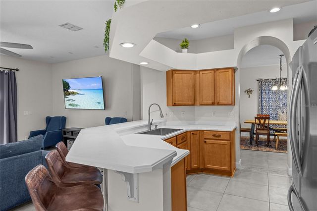 942 HENLEY CIRCLE, Davenport, FL 33896