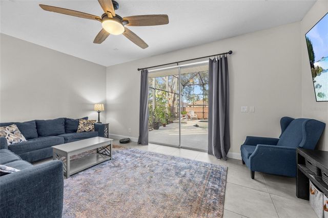 942 HENLEY CIRCLE, Davenport, FL 33896