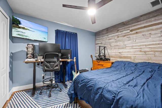 942 HENLEY CIRCLE, Davenport, FL 33896