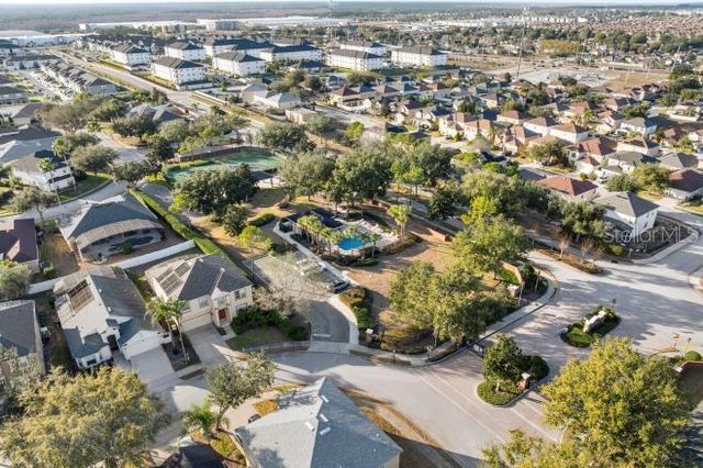 942 HENLEY CIRCLE, Davenport, FL 33896