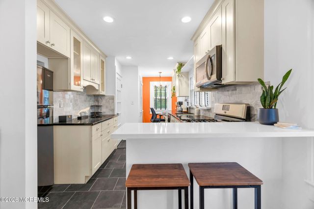 16 Wardell Place, Ocean Twp, NJ 07712