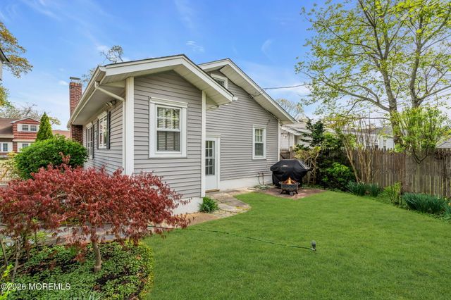 16 Wardell Place, Ocean Twp, NJ 07712