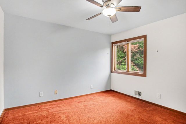 540 Roundtree Drive NE, Ada, MI 49301