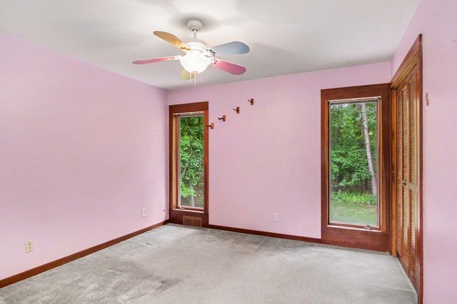 540 Roundtree Drive NE, Ada, MI 49301