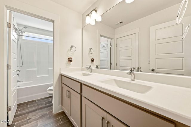 47 Hawk Point Road, Chapel Hill, NC 27516