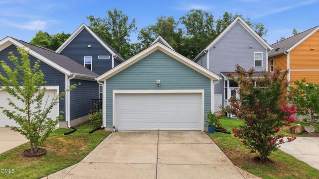 47 Hawk Point Road, Chapel Hill, NC 27516
