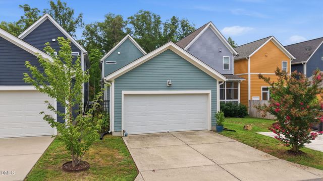 47 Hawk Point Road, Chapel Hill, NC 27516