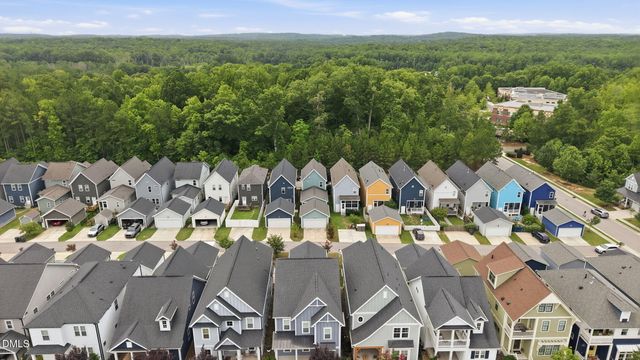 47 Hawk Point Road, Chapel Hill, NC 27516