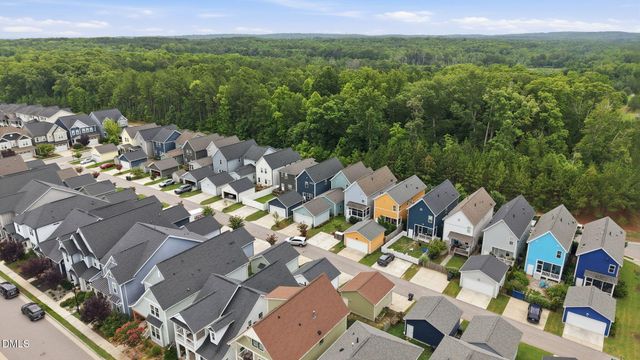 47 Hawk Point Road, Chapel Hill, NC 27516