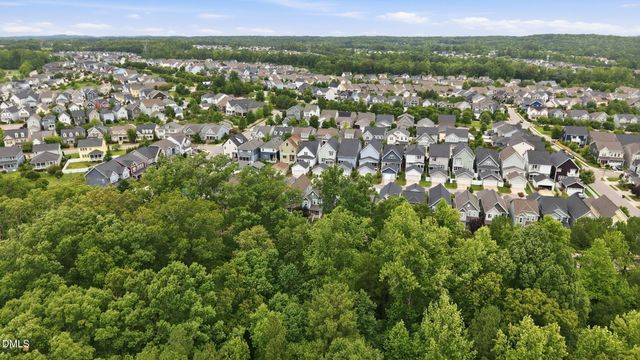 47 Hawk Point Road, Chapel Hill, NC 27516