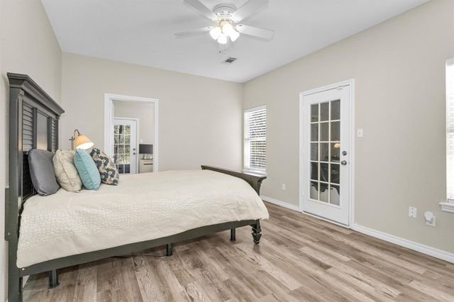 27789 Armadillo Road, Montgomery, TX 77356