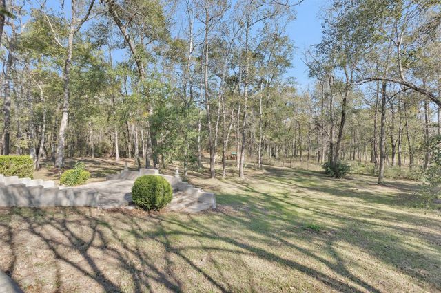 27789 Armadillo Road, Montgomery, TX 77356