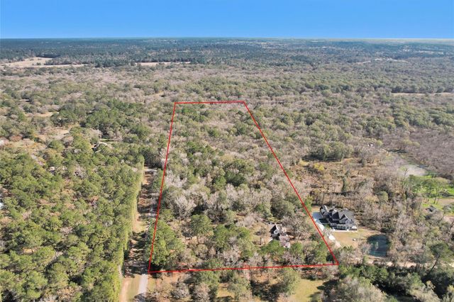 27789 Armadillo Road, Montgomery, TX 77356