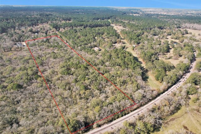 27789 Armadillo Road, Montgomery, TX 77356