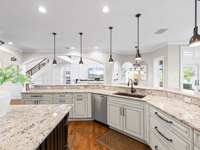 2057 N POINTE ALEXIS DRIVE, Tarpon Springs, FL 34689