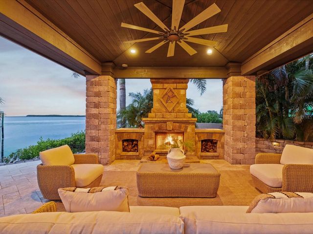 2057 N POINTE ALEXIS DRIVE, Tarpon Springs, FL 34689