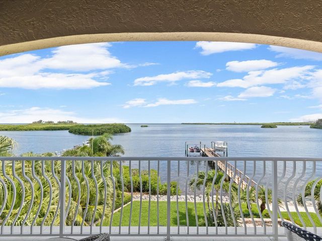 2057 N POINTE ALEXIS DRIVE, Tarpon Springs, FL 34689