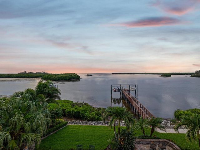 2057 N POINTE ALEXIS DRIVE, Tarpon Springs, FL 34689