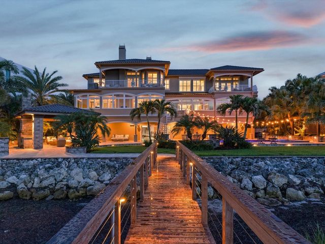 2057 N POINTE ALEXIS DRIVE, Tarpon Springs, FL 34689