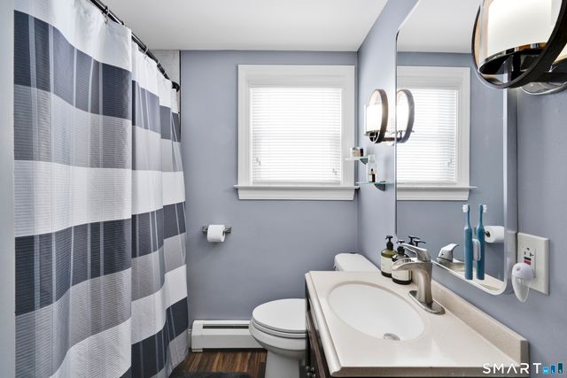 38 Vernon Road, Enfield, CT 06082