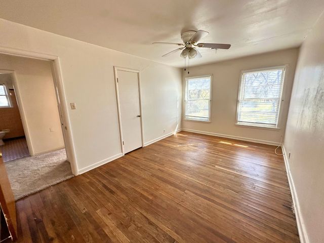 809 Crescent Street, Denton, TX 76201