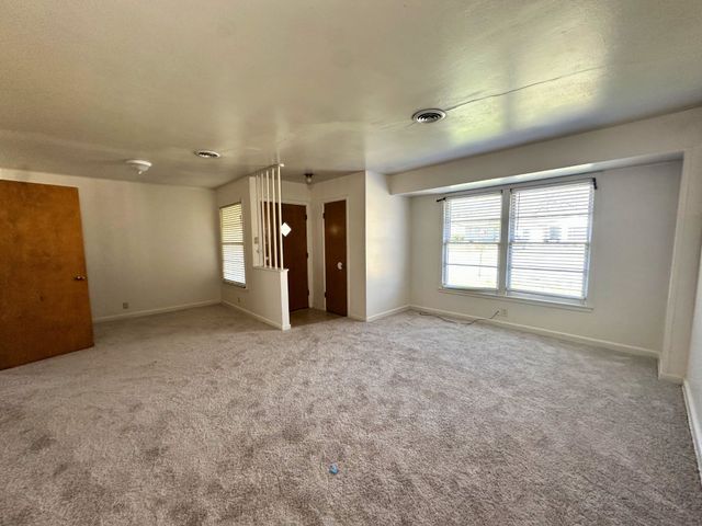 809 Crescent Street, Denton, TX 76201