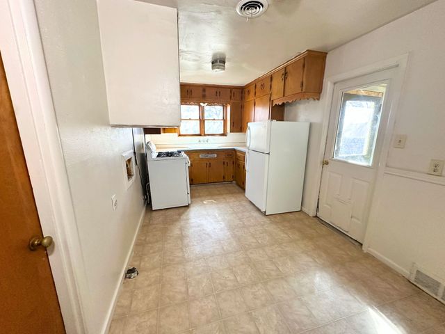 809 Crescent Street, Denton, TX 76201