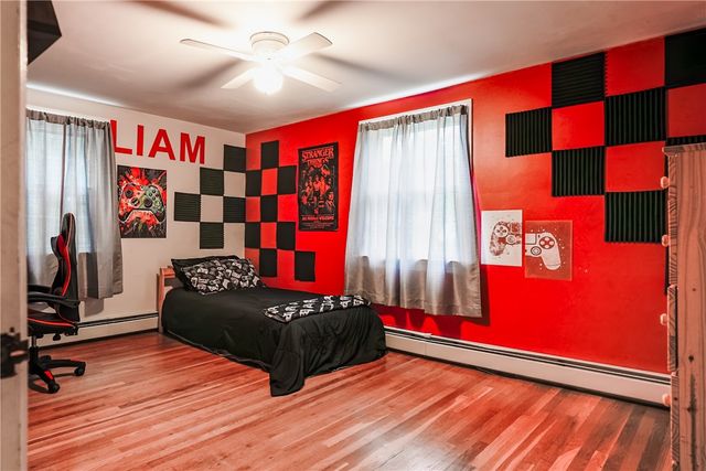 61 Knotty Oak Road, Coventry, RI 02816