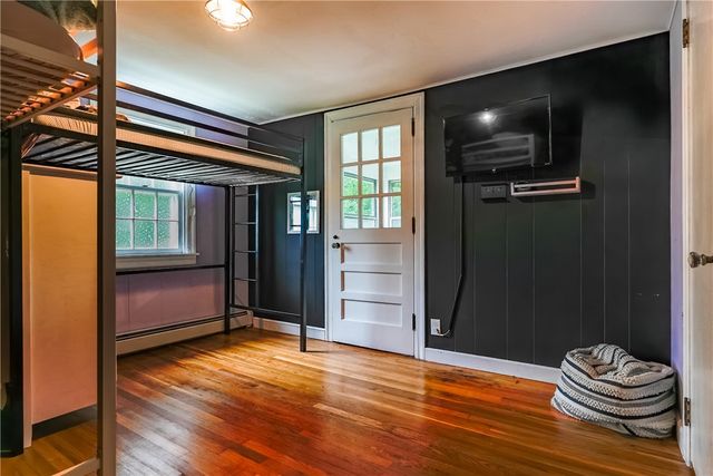 61 Knotty Oak Road, Coventry, RI 02816