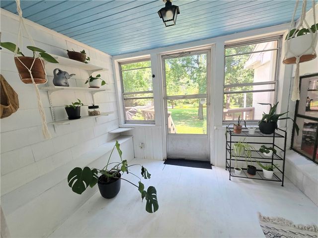 61 Knotty Oak Road, Coventry, RI 02816