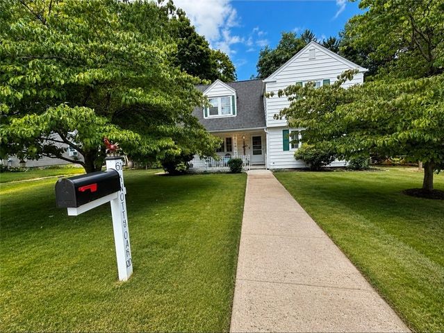61 Knotty Oak Road, Coventry, RI 02816