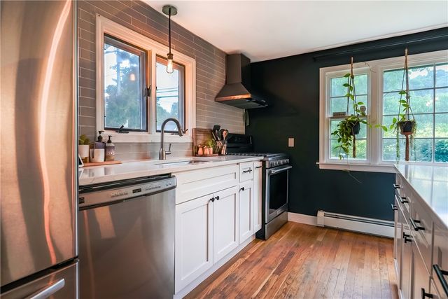 61 Knotty Oak Road, Coventry, RI 02816