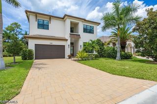 2935 Coco Lakes DR, Naples, FL 34105