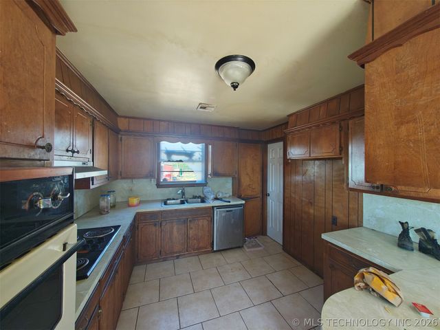 5791 W 1ST Street, Tulsa, OK 74127