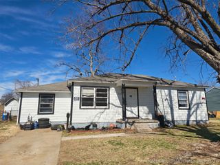 5791 W 1ST Street, Tulsa, OK 74127