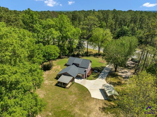 3219 Moody Rd, Bonaire, GA 31005