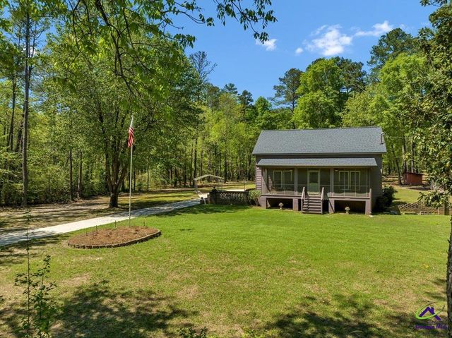 3219 Moody Rd, Bonaire, GA 31005