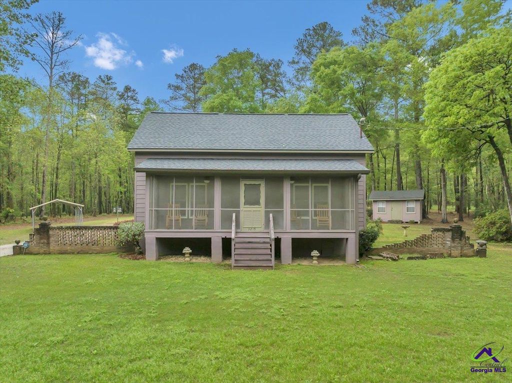 3219 Moody Rd, Bonaire, GA 31005