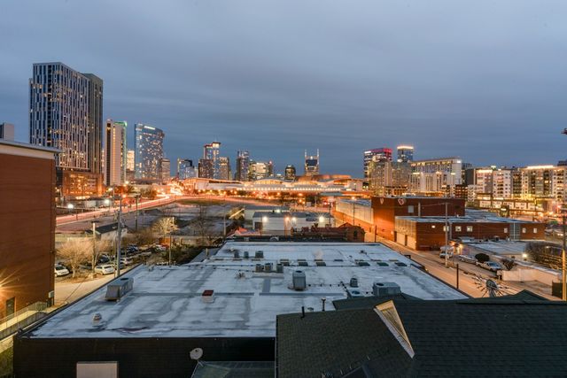 635 7th Ave S Apt 406, Nashville, TN 37203