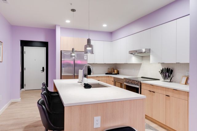 635 7th Ave S Apt 406, Nashville, TN 37203