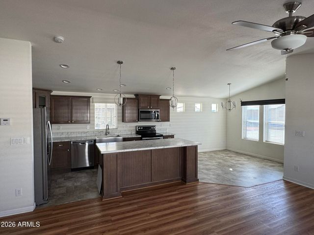 11596 W SIERRA DAWN Boulevard 25, Surprise, AZ 85378