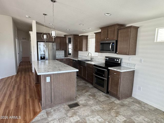 11596 W SIERRA DAWN Boulevard 25, Surprise, AZ 85378