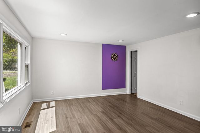 330 CRANFORD RD, Cherry Hill, NJ 08003