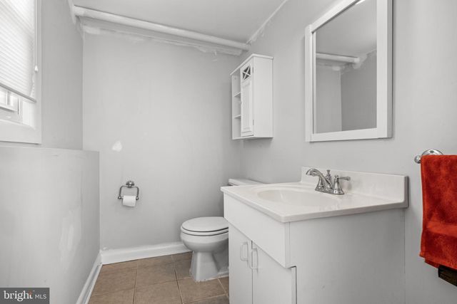 330 CRANFORD RD, Cherry Hill, NJ 08003