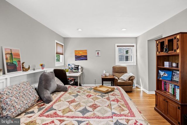 330 CRANFORD RD, Cherry Hill, NJ 08003