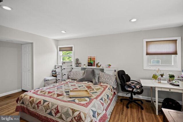 330 CRANFORD RD, Cherry Hill, NJ 08003