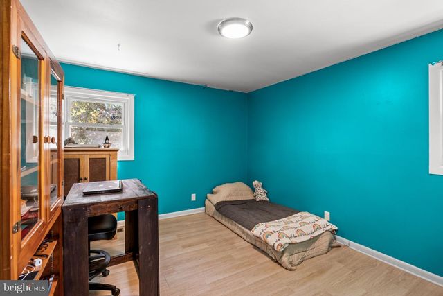330 CRANFORD RD, Cherry Hill, NJ 08003