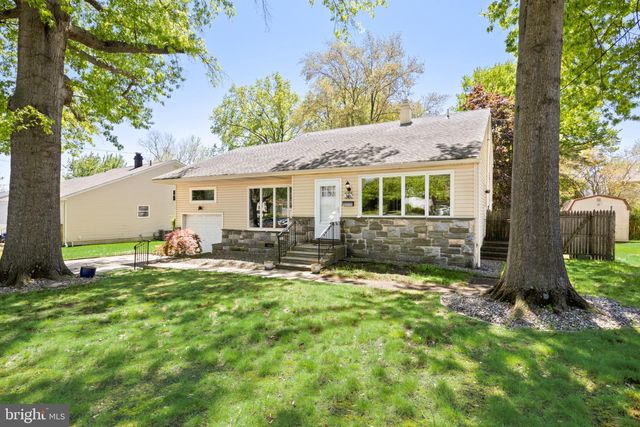 330 CRANFORD RD, Cherry Hill, NJ 08003