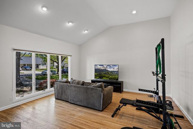 330 CRANFORD RD, Cherry Hill, NJ 08003