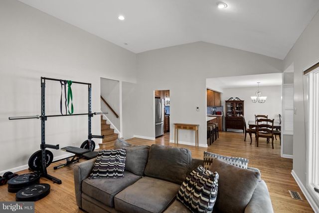 330 CRANFORD RD, Cherry Hill, NJ 08003